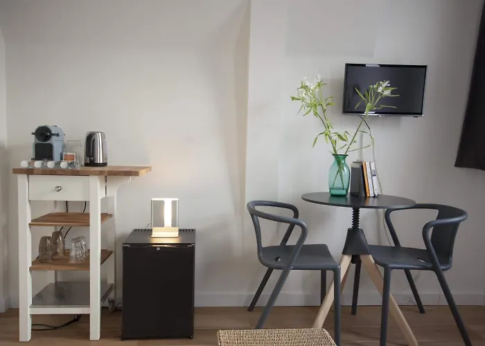 게스트하우스 Kuwadro Jordaan 4*