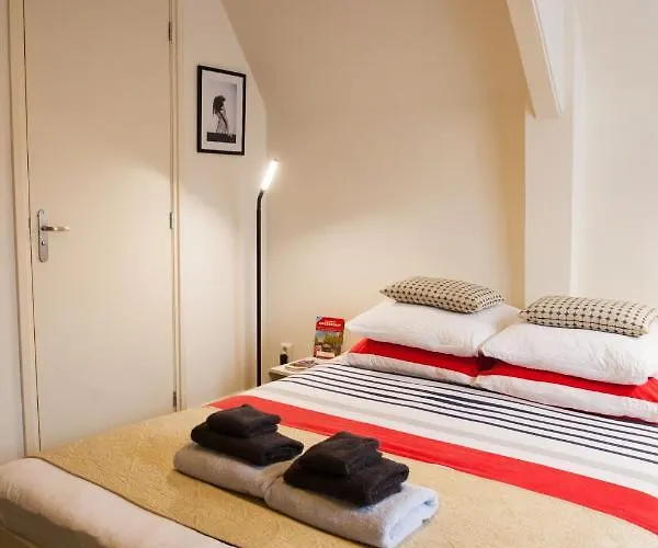 게스트하우스 Kuwadro Jordaan 4*